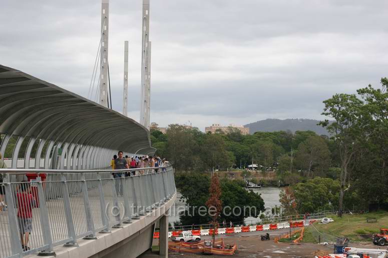 Eleanor Schonell Bridge